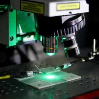 Raman spectrometer LabRAM HR