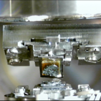 UHV exfoliation